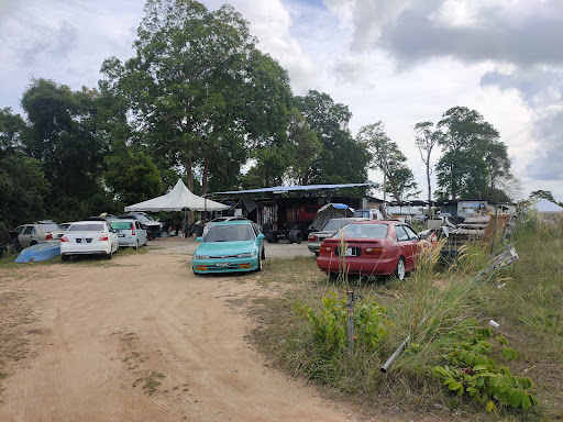 D'MAN GARAGE