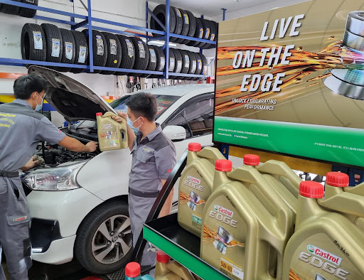 Castrol Auto Service Workshop - Loo's Tyre & Battery Service Company