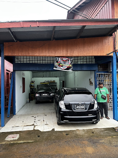 FxF Auto Garage