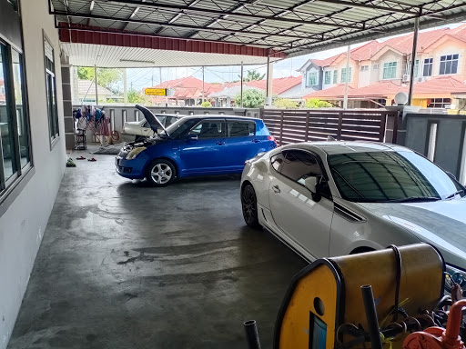 HMC Car Aircond Services & Battery 麻坡专业维修汽车冷气和电池